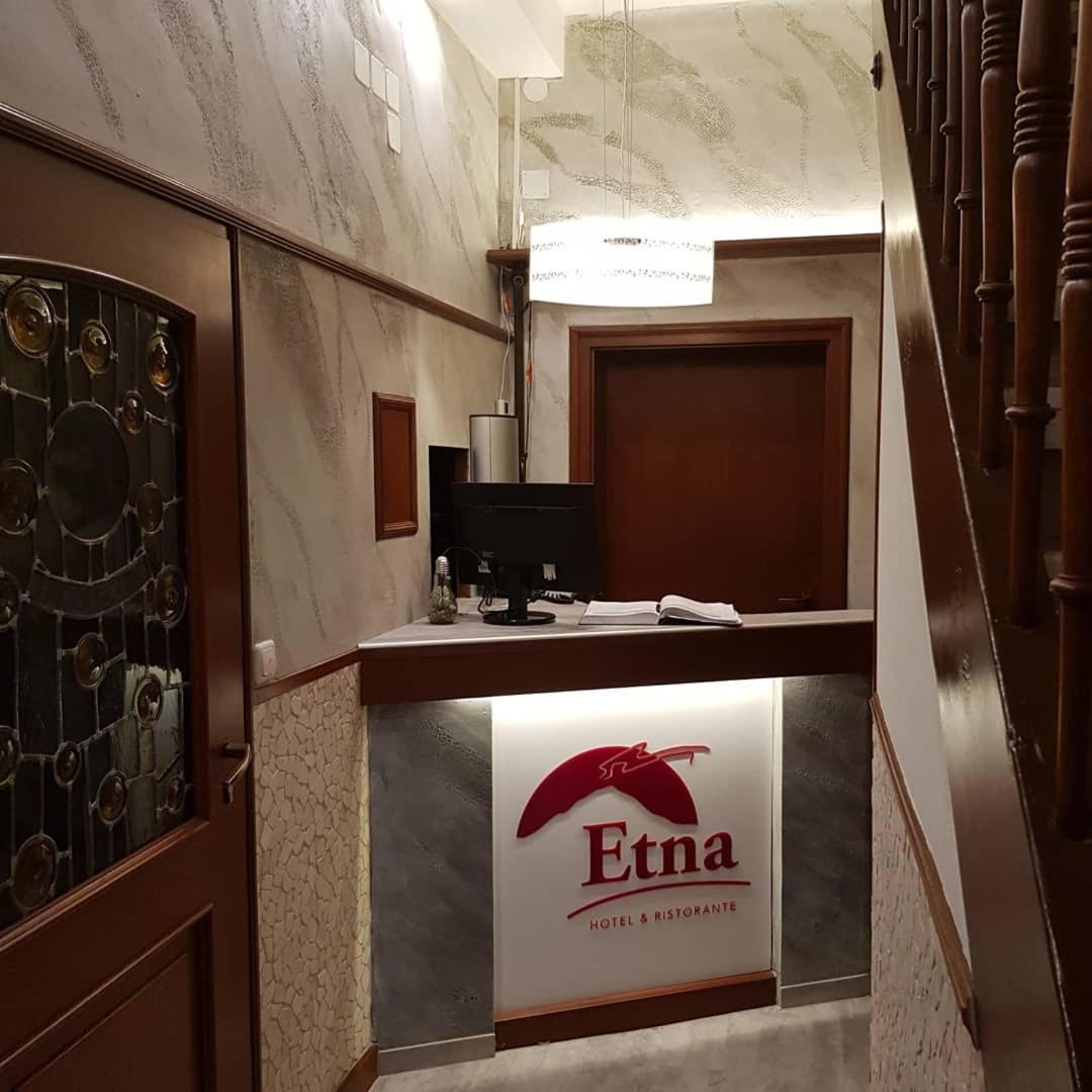 Etna Hotel & Ristorante ไฟท์ชืนไฮม์ ภายนอก รูปภาพ